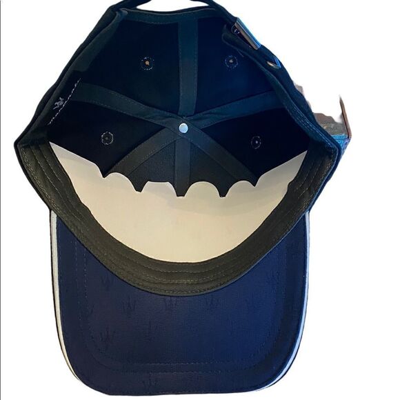 Maserati NWOT Black Cap with Side Gray Maserati Script Patch Fast  Baseball Hat - Picture 2 of 4